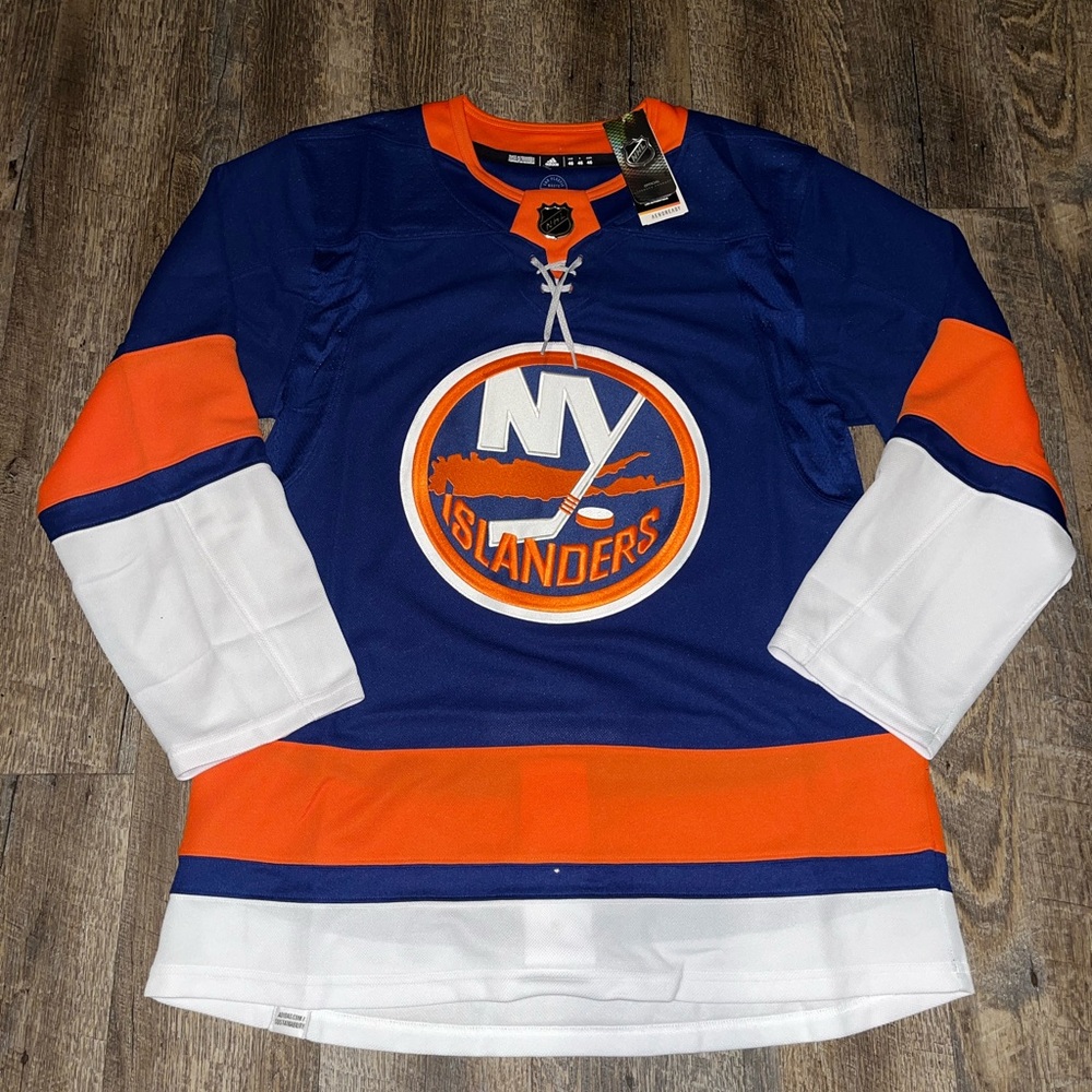 New‎ York Islanders Adidas Authentic Home Jersey (46) NWT!